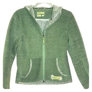 Cute Marmot ❤️Sherpa-lined Hooded Jacket..Size XS